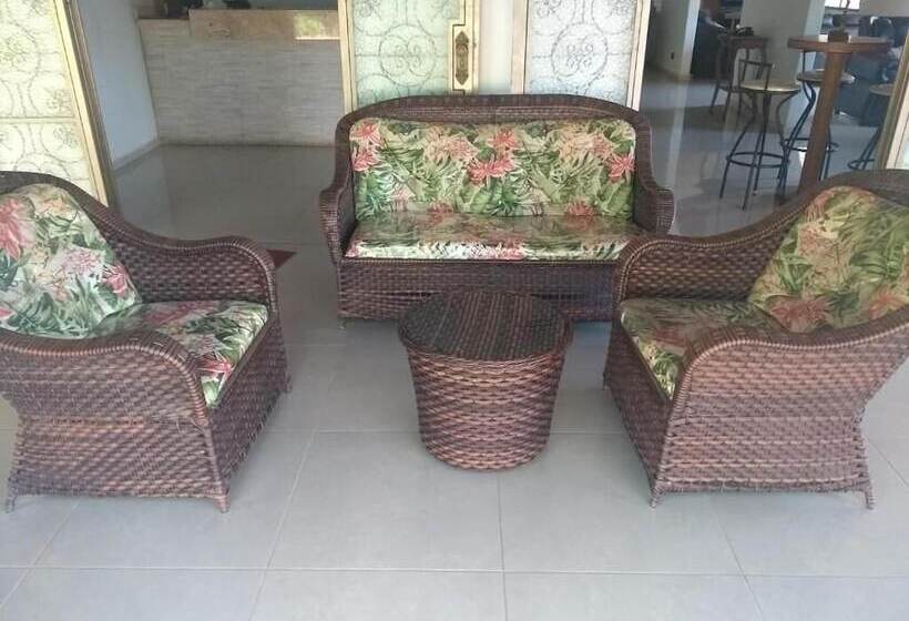 فندق Jacarezinho Palace