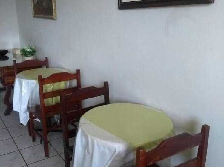 فندق Jacarezinho Palace