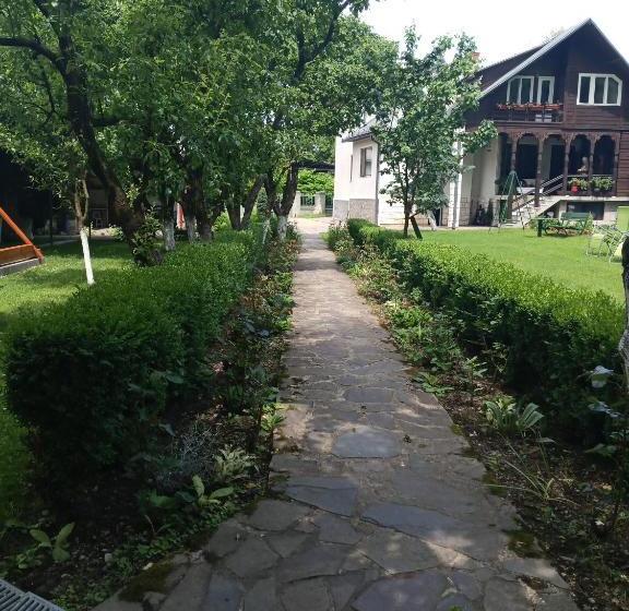 Пансион Casa Bota