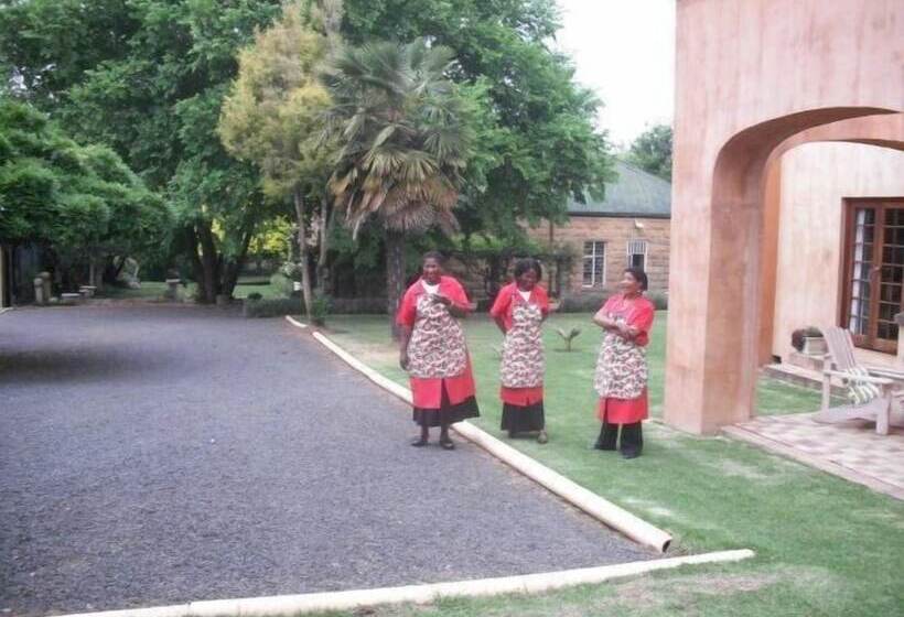 بنسيون Die Kersiehuis Guesthouse