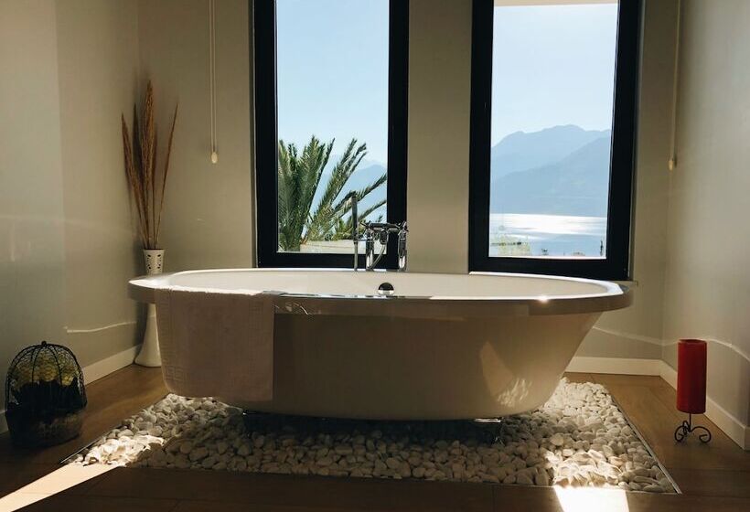 بنسيون Gala Selimiye