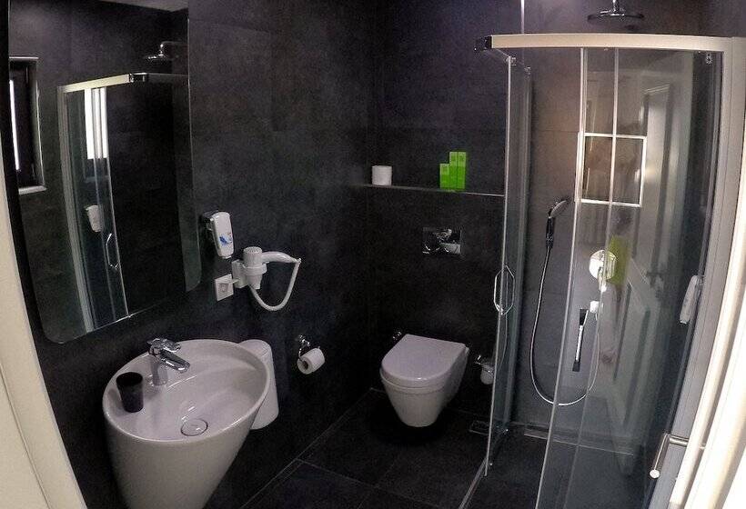 بنسيون Gala Selimiye