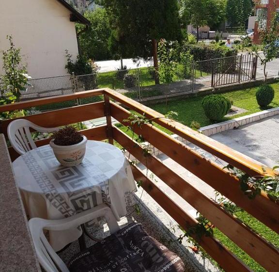 بنسيون Guesthouse Irac