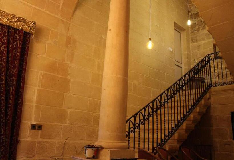 پانسیون Villa Vittoria