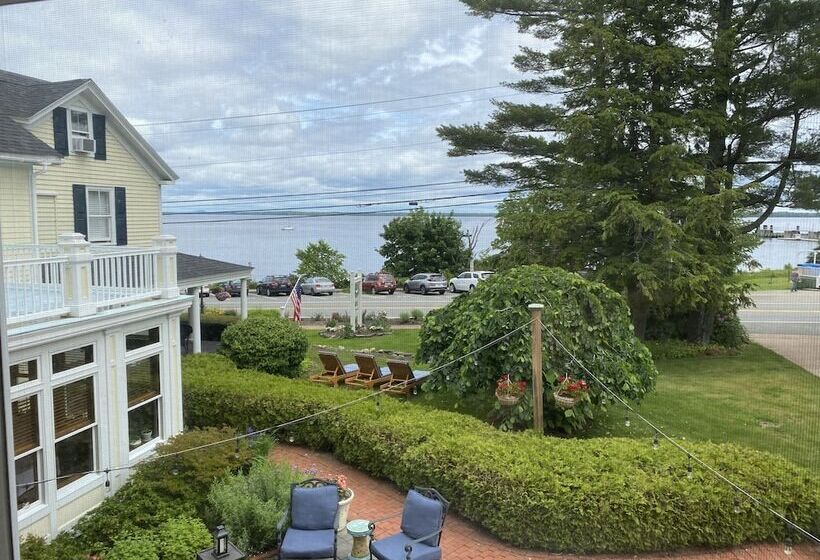 Spouter Inn Bed & Breakfast