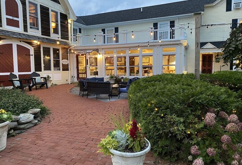 Spouter Inn Bed & Breakfast