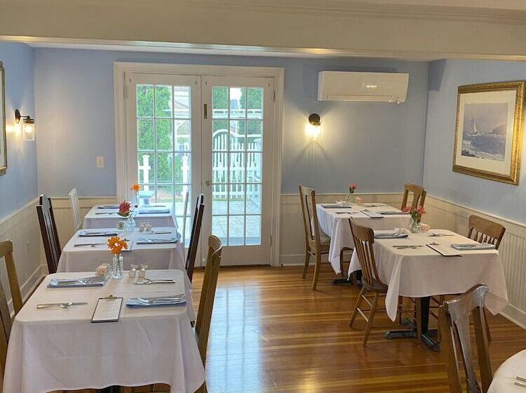 Spouter Inn Bed & Breakfast