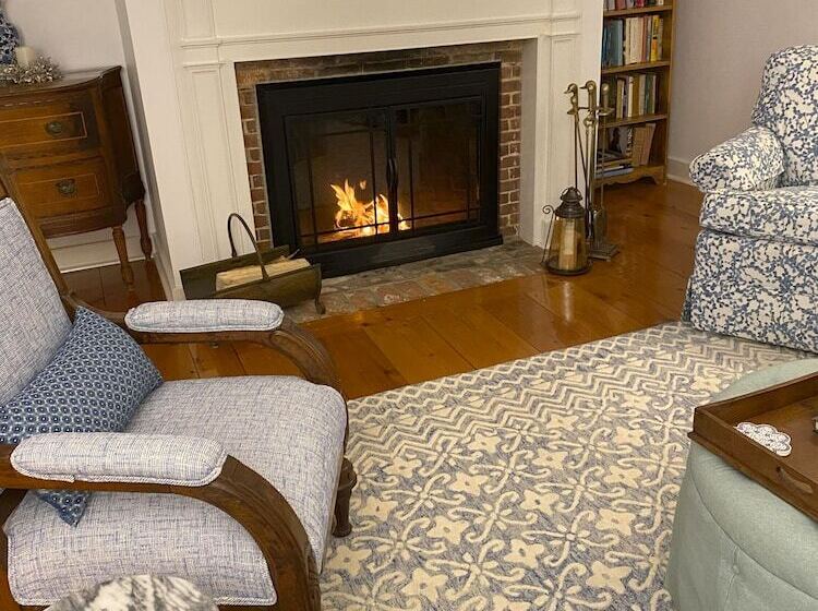 Spouter Inn Bed & Breakfast