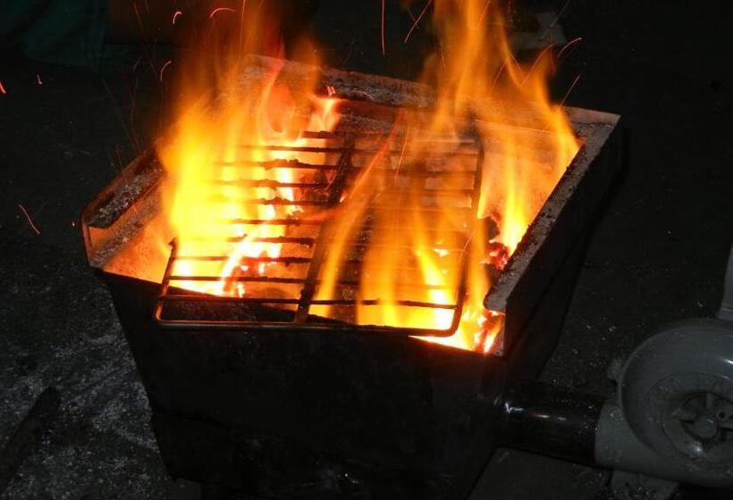 בית מלון כפרי West Valley Farm Villa