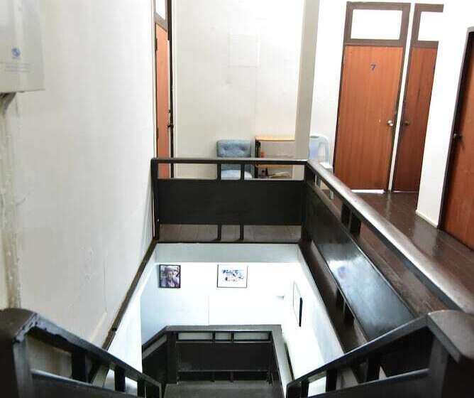 بنسيون Blue Juice