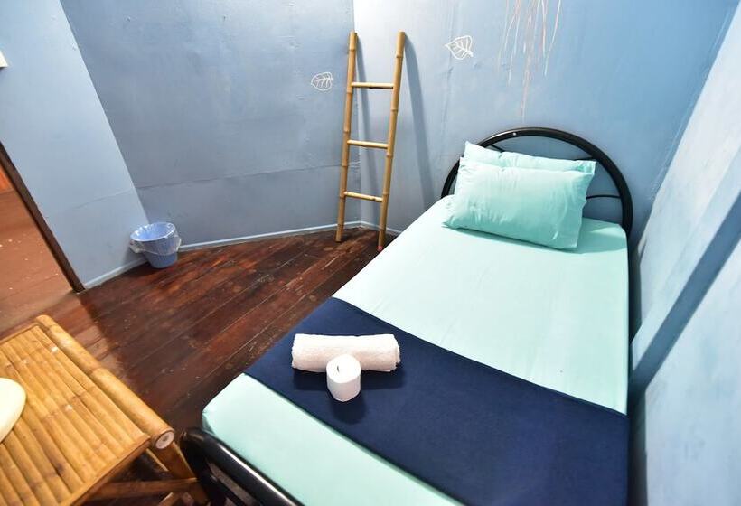 بنسيون Blue Juice