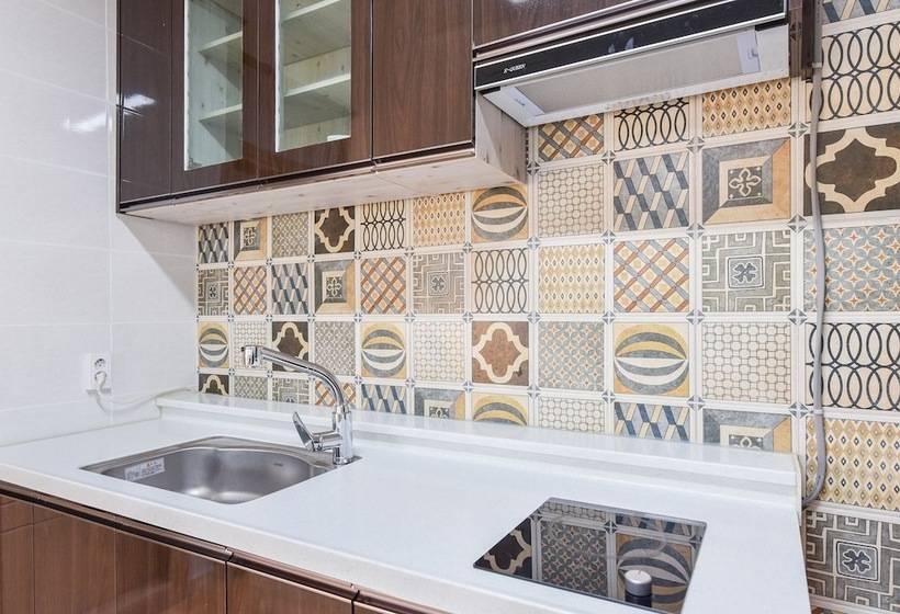 بنسيون Canada Sunset Village