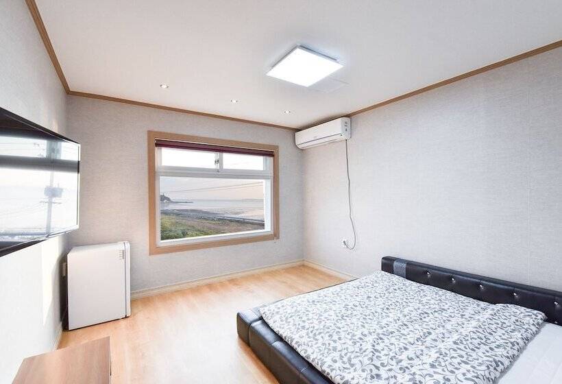 بنسيون Canada Sunset Village