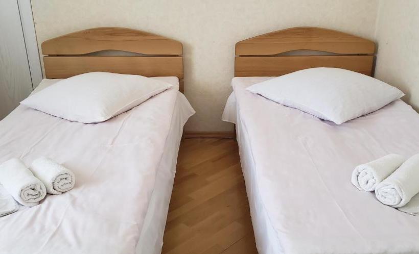 پانسیون Guest House Kavtarashvili 38