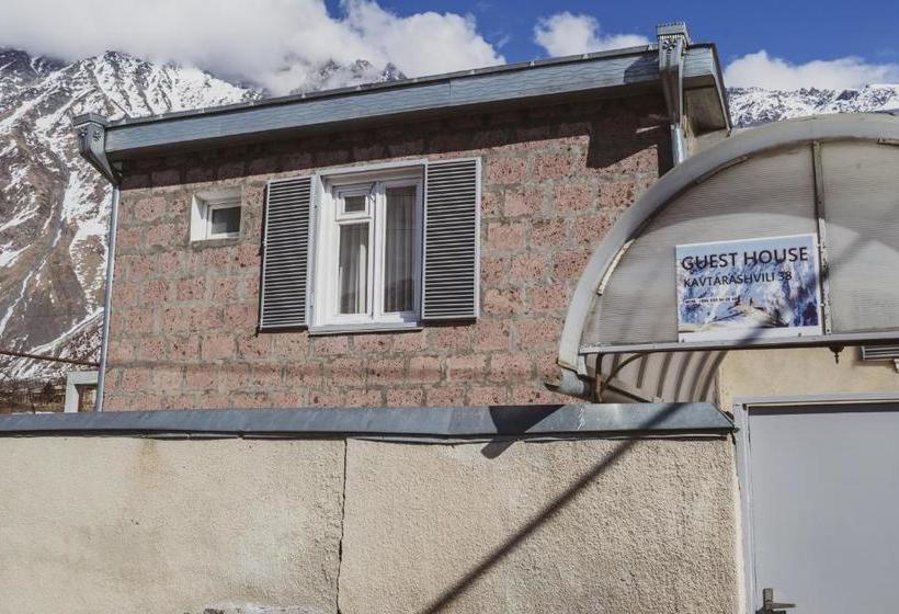 پانسیون Guest House Kavtarashvili 38