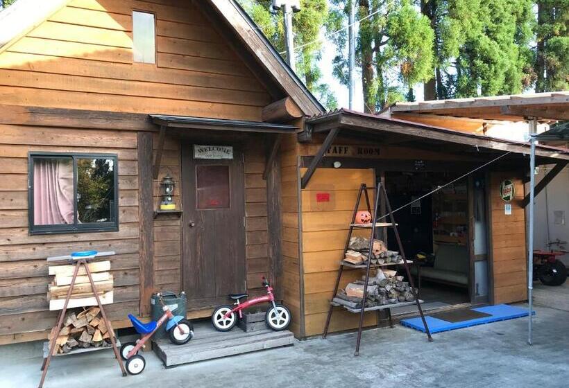 פנסיון Guesthouse Coco Garage