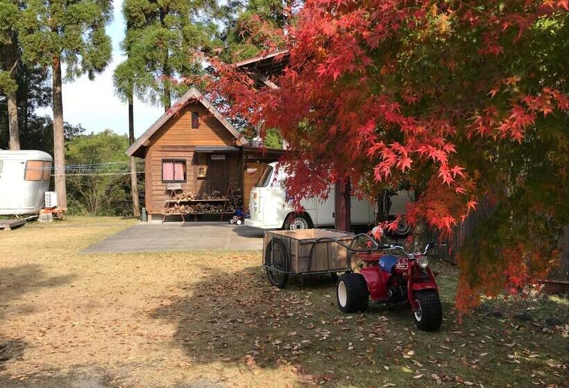 פנסיון Guesthouse Coco Garage