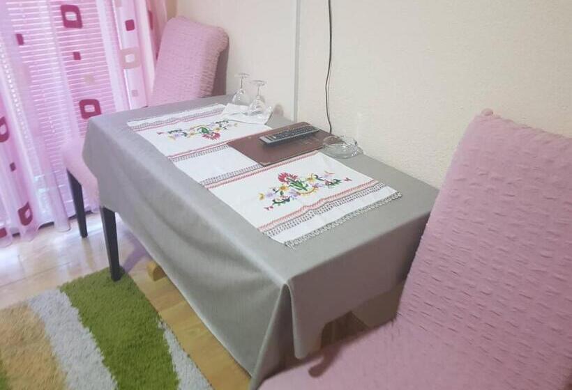 پانسیون Guesthouse Ines