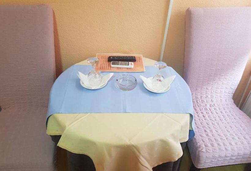 پانسیون Guesthouse Ines