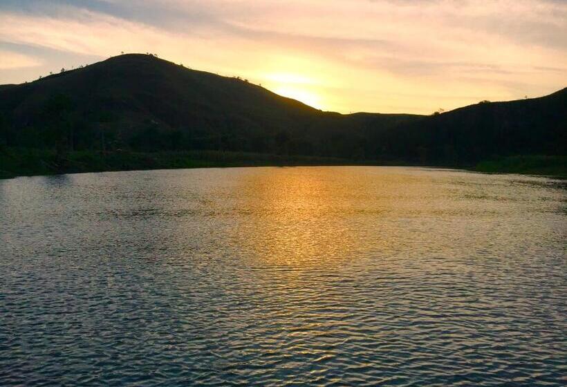 Пансион Morinda Villa And Resto