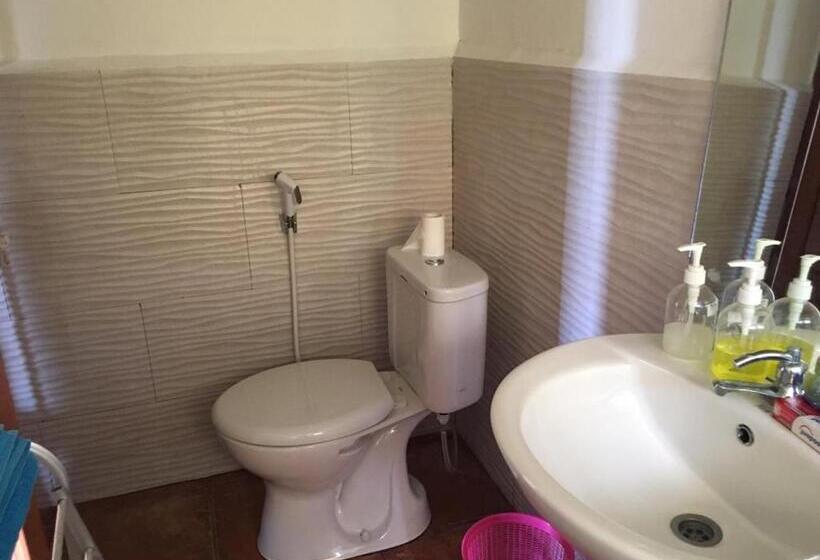 Пансион Morinda Villa And Resto