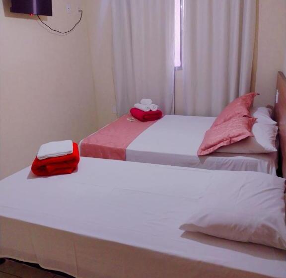 بنسيون Pousada Solar De Lourdes