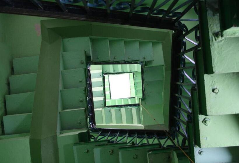 بنسيون Sandhya Guest House Varanasi Near Ganga River