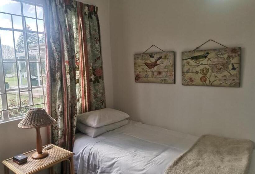 Пансион Sani Window B&b And Self Catering