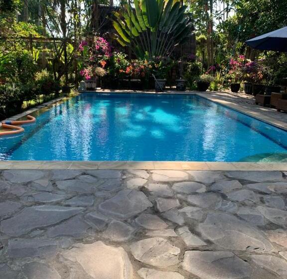 פנסיון Studio Lumbung