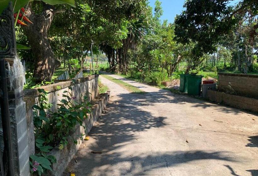 פנסיון Studio Lumbung