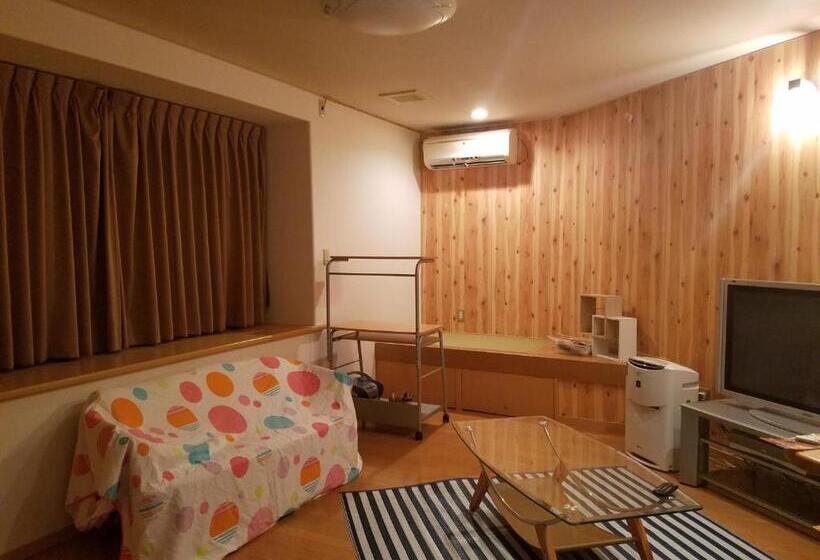 ペンション Villa M Guesthouse