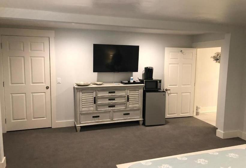 The Surf Beach Motel