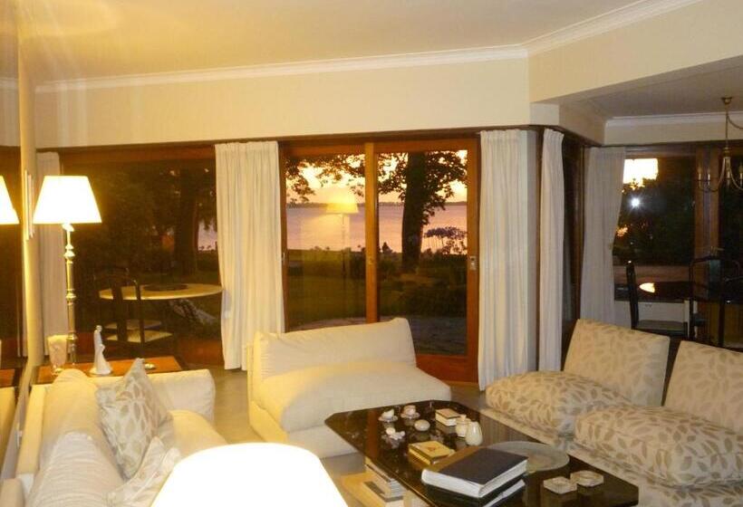 Общежитие Villa De La Costa