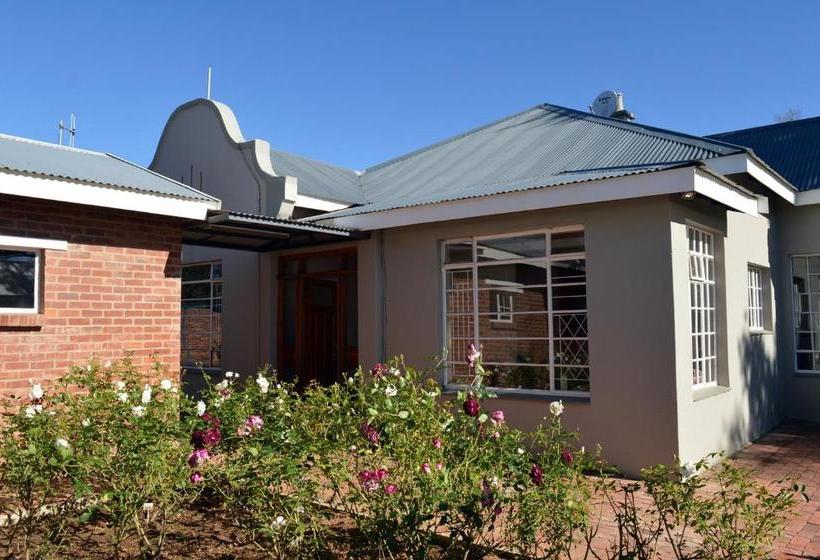 הוסטל Village Lodge Harrismith