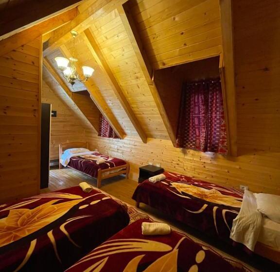 Thethi Paradise Hotel & Restaurant