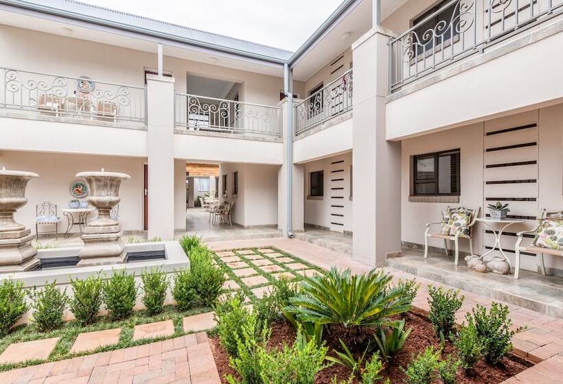 פנסיון Adato Guesthouse