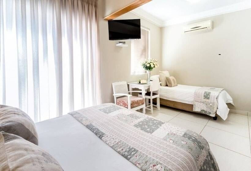 פנסיון Adato Guesthouse