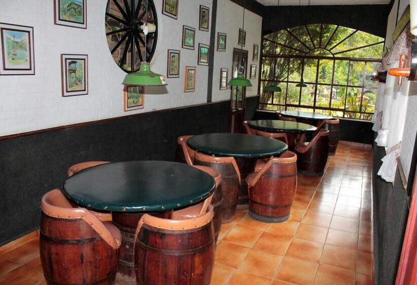 膳宿费 Fazenda Caluje