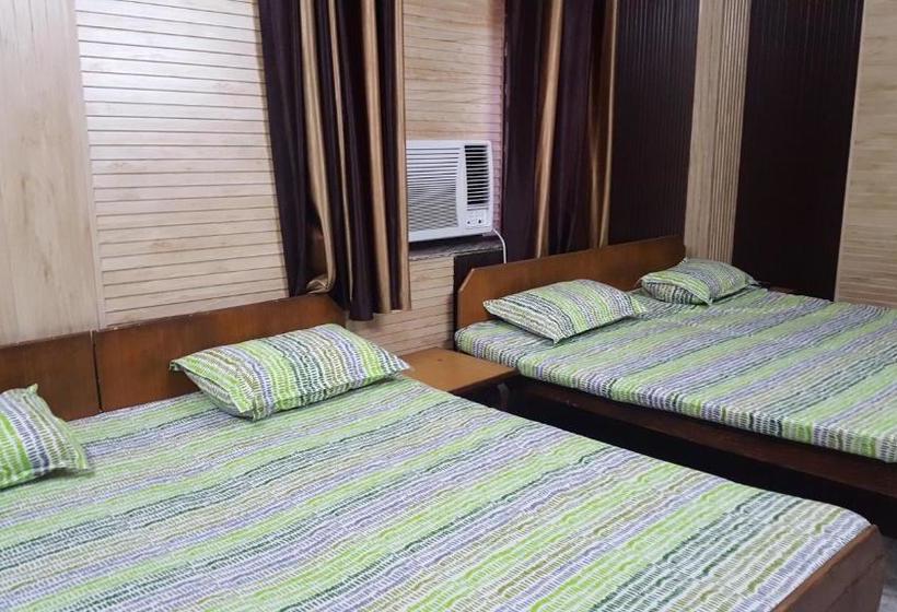 پانسیون Gokul Guest House