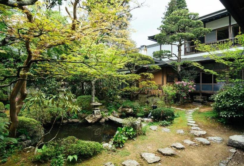 Pension 高野山 宿坊 増福院  Koyasan Shukubo Zofukuin