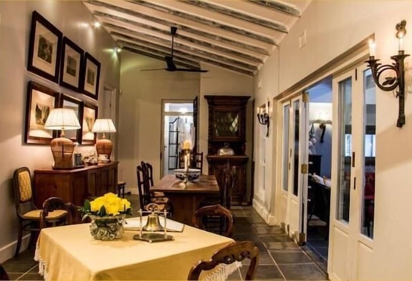 Пансион Maison H Guest House