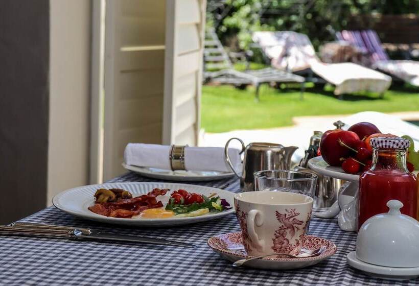 Пансион Maison H Guest House