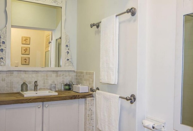 Пансион Maison H Guest House