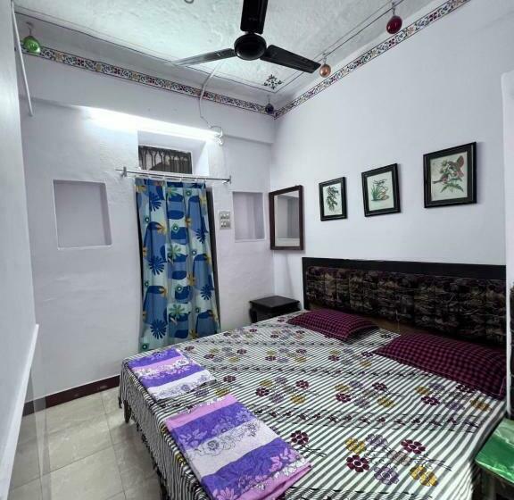 پانسیون Nukkad Guest House