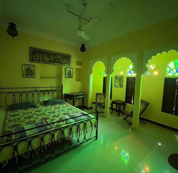 پانسیون Nukkad Guest House