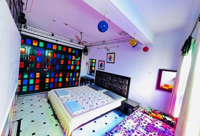 پانسیون Nukkad Guest House