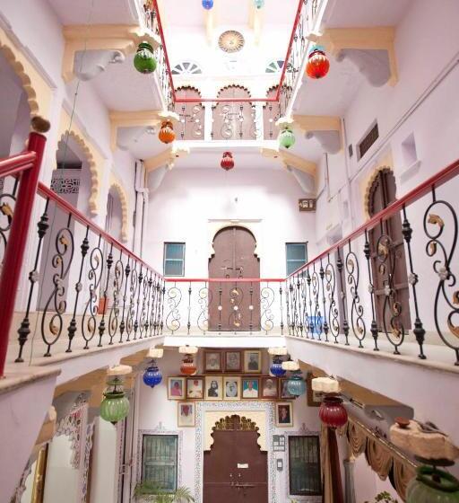 پانسیون Nukkad Guest House