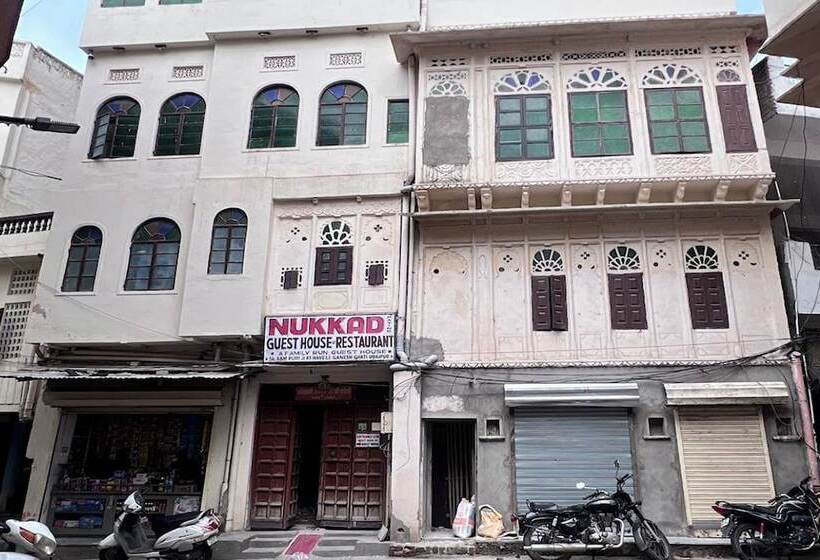 پانسیون Nukkad Guest House