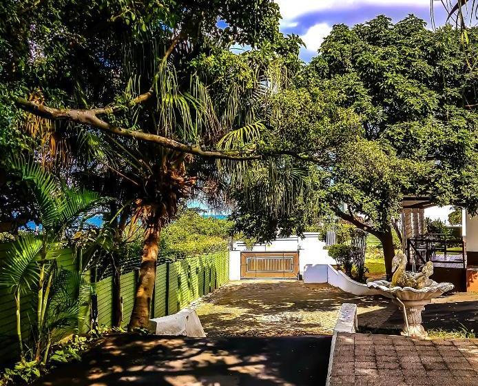 Пансион Villa Tropicana  South Africa