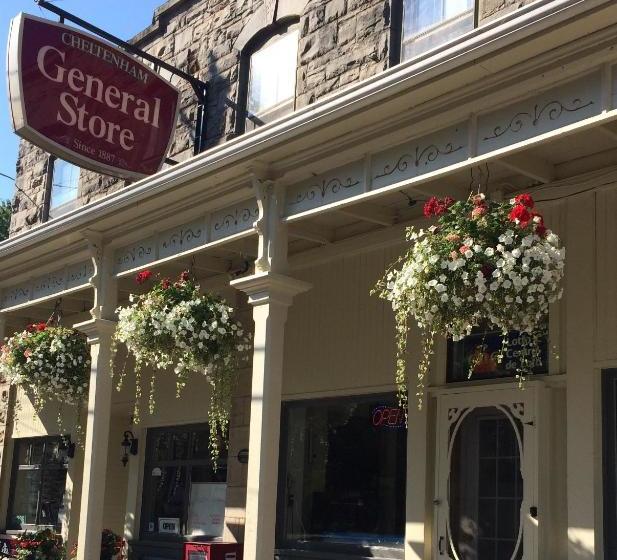 旅馆 Cheltenham Suites